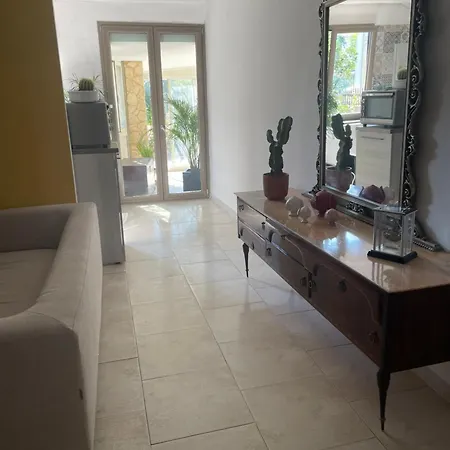 Holiday home Hele L'angolo Di Elena Bari
